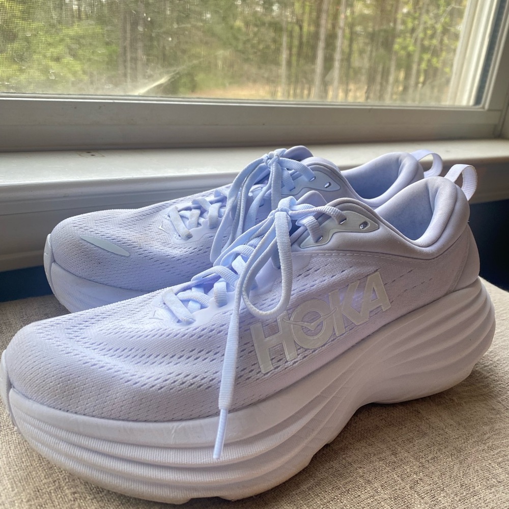 Womens Hoka Bondi 8